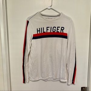 Tommy Hilfiger Graphic T-Shirt Size Small
